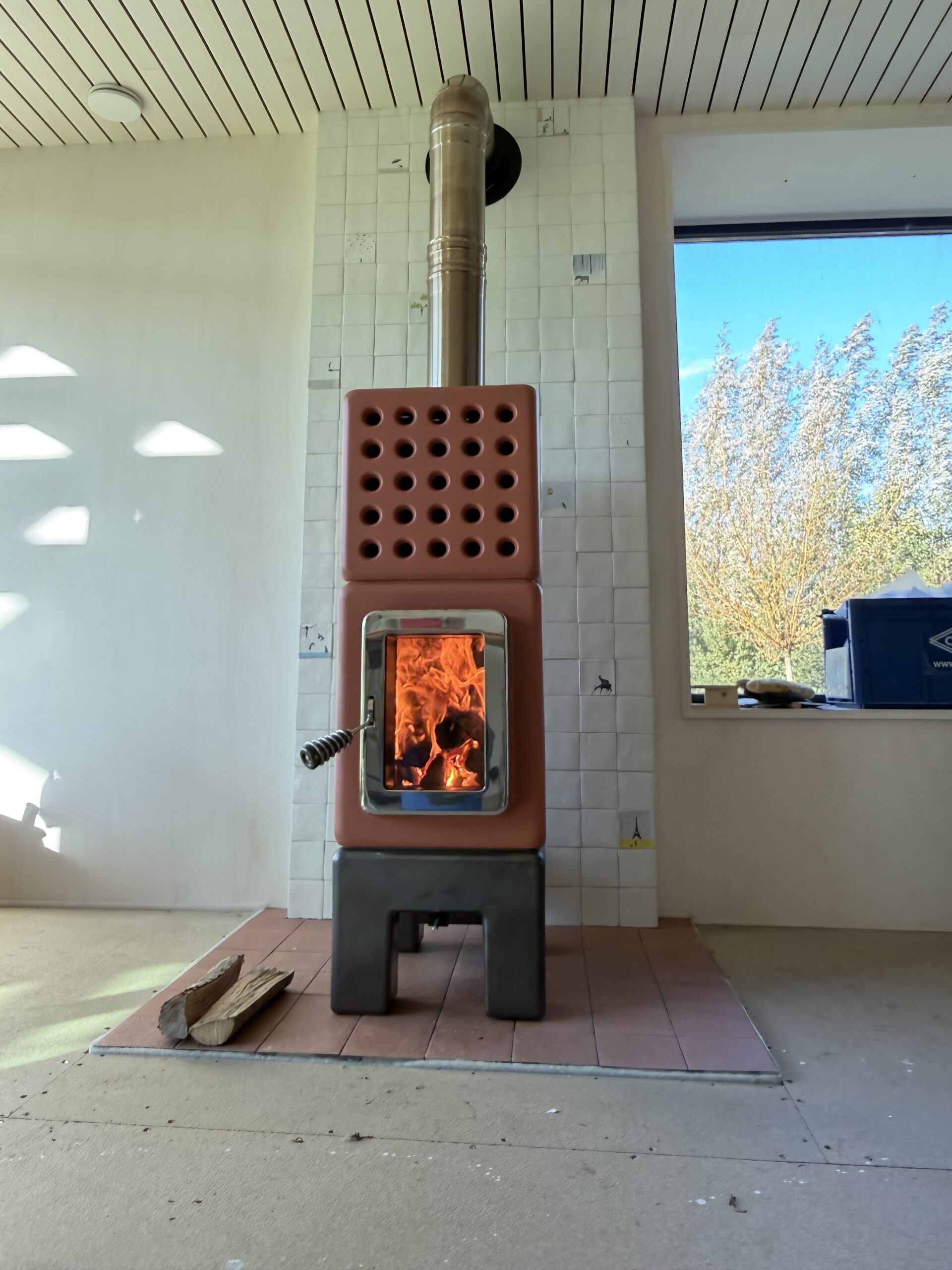 CubiStack houtkachel van keramiek